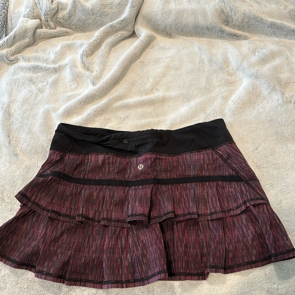 Lulu Pace Setter skirt size 8 - Picture 1 of 5